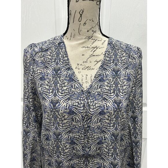 Comptoir Des Cotonniers 100% Silk Long Sleeve Blue Gray V-Neck Blouse Top Sze XS - Picture 2 of 6